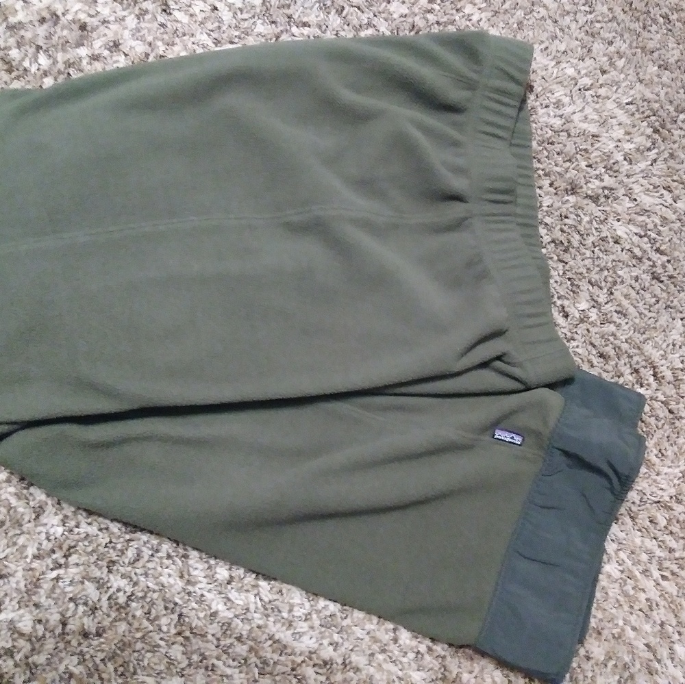 PATAGONIA GREEN FLEECE 2 PIECE OUTFIT WOMENS XS - Picture 5 of 6